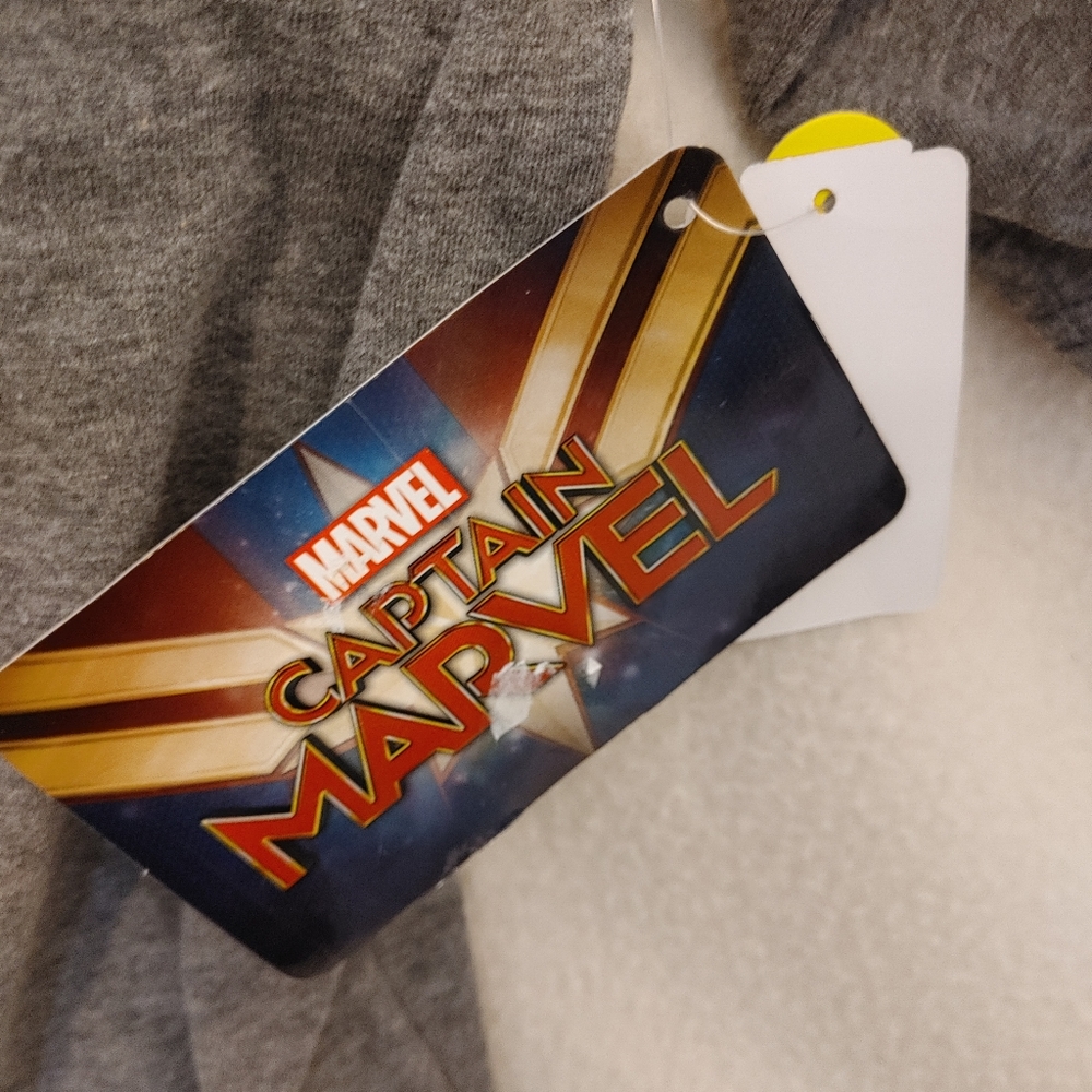 Marvel t- shirt
